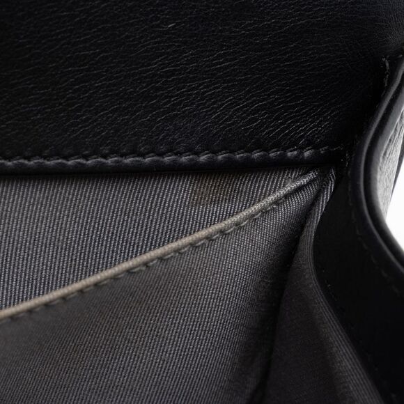 Chanel Chevron Lambskin Old Medium Boy Bag - Picture 10 of 15